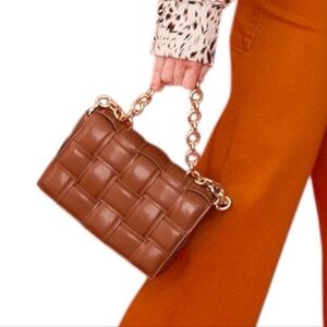 New Vegan Leather Woven Puffy Crossbody Shoulder Bag Good Chain